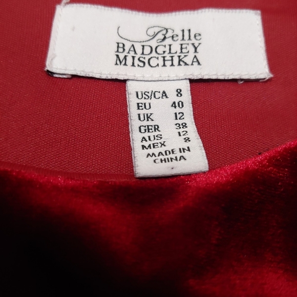 Badgley Mischka Women's Rich Red Velvet Dress W Flared Sleeves - Picture 2 of 3